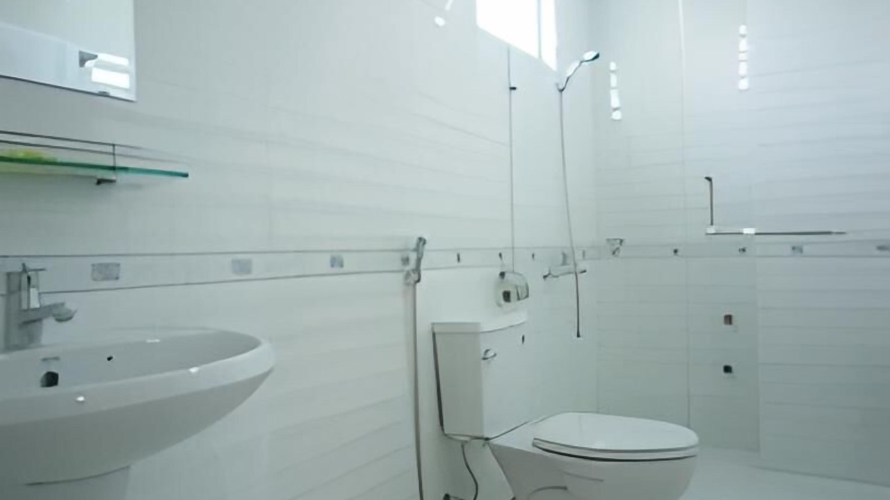 Photo of Bathroom in District 6