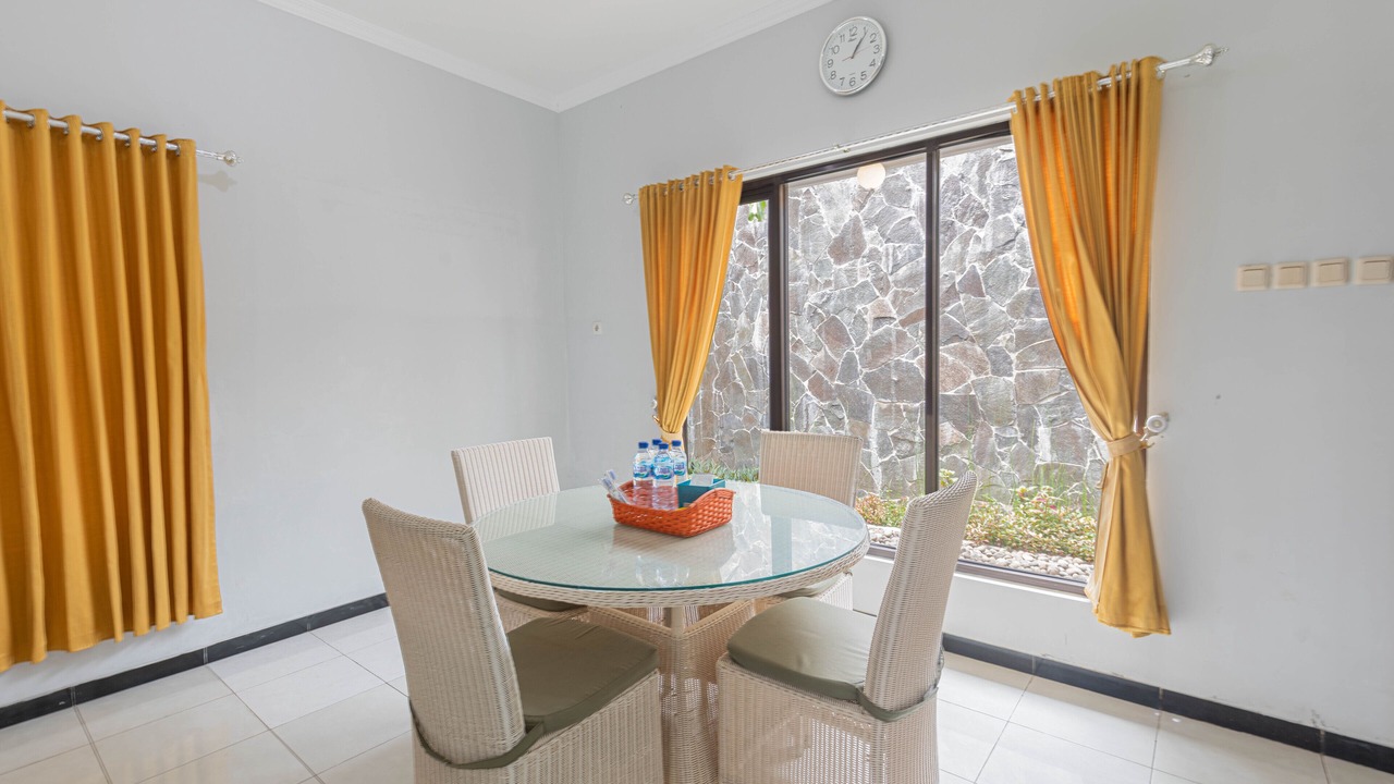 Photo of Bedroom in Ambarawa