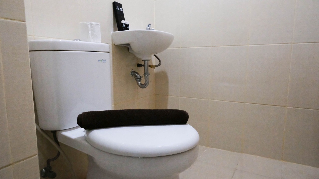 Photo of Bathroom in Surabaya