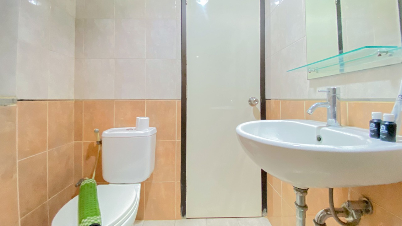 Photo of Bathroom in Setiabudi