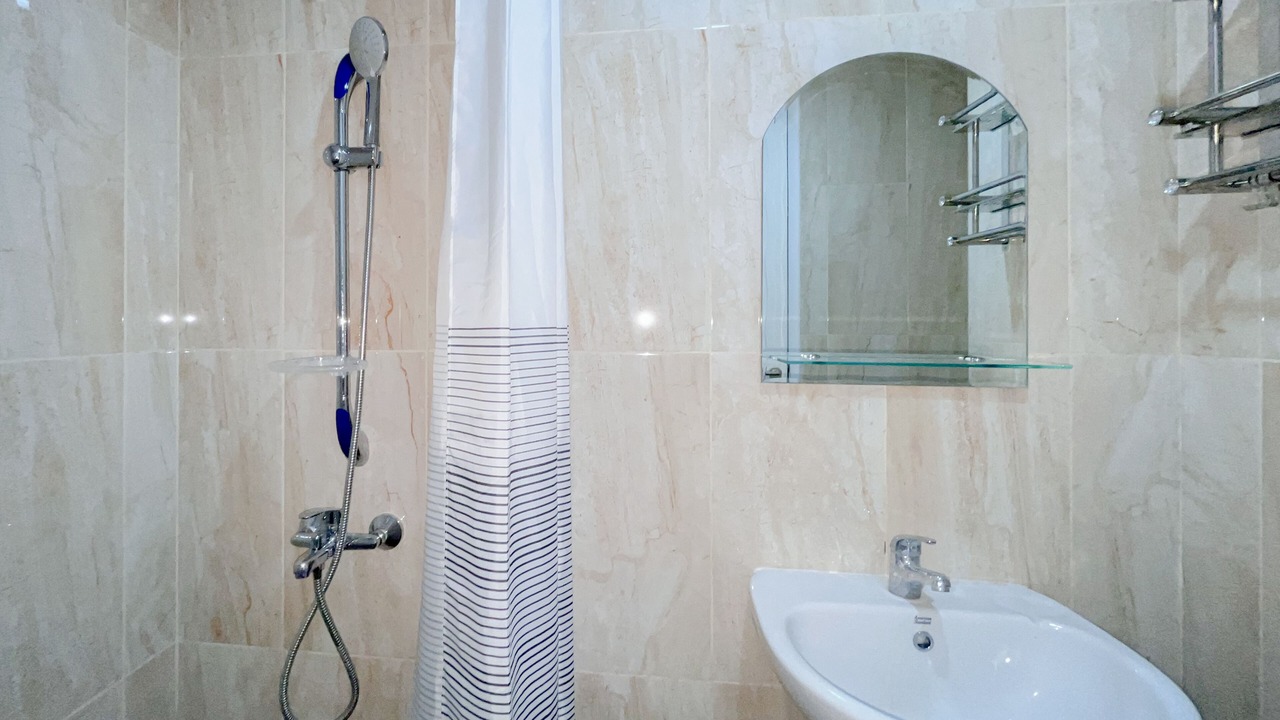 Photo of Bathroom in Biringkanya