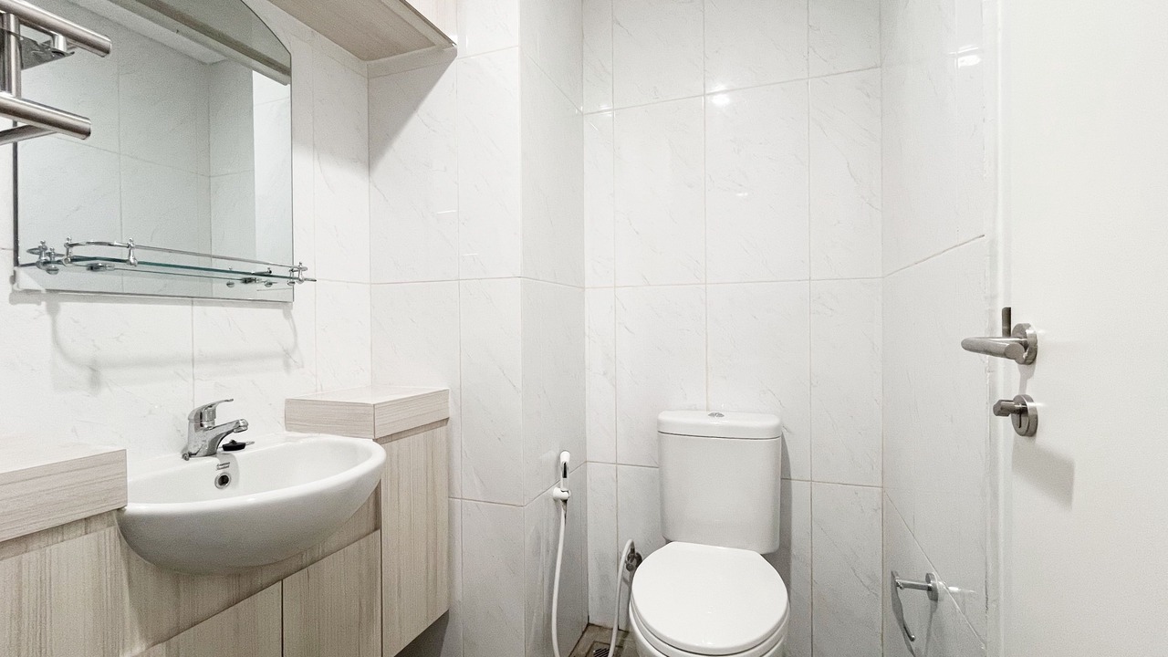 Photo of Bathroom in Biringkanya