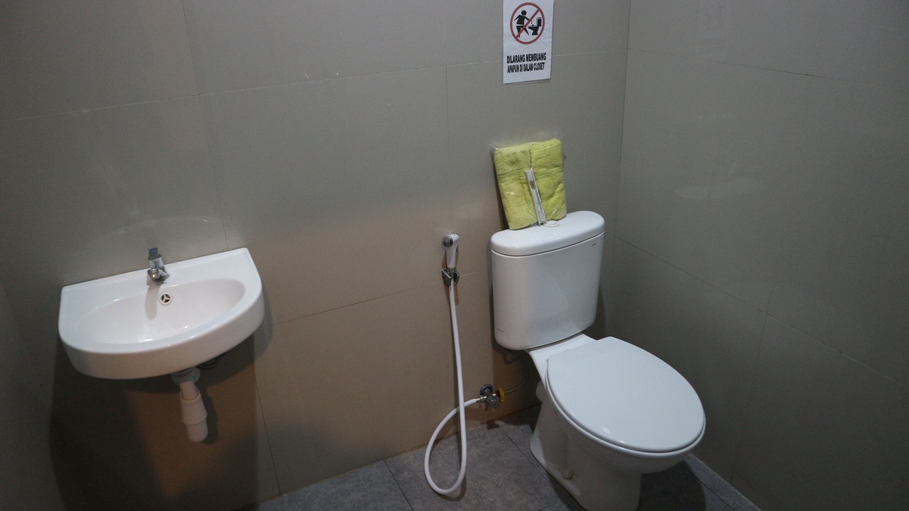 Photo of Bathroom in Surabaya