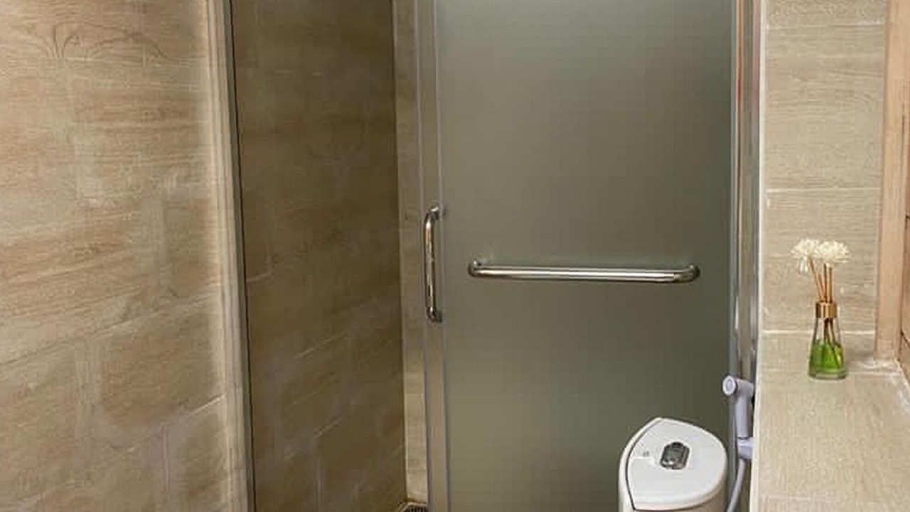 Photo of Bathroom in Kecamatan Narmada