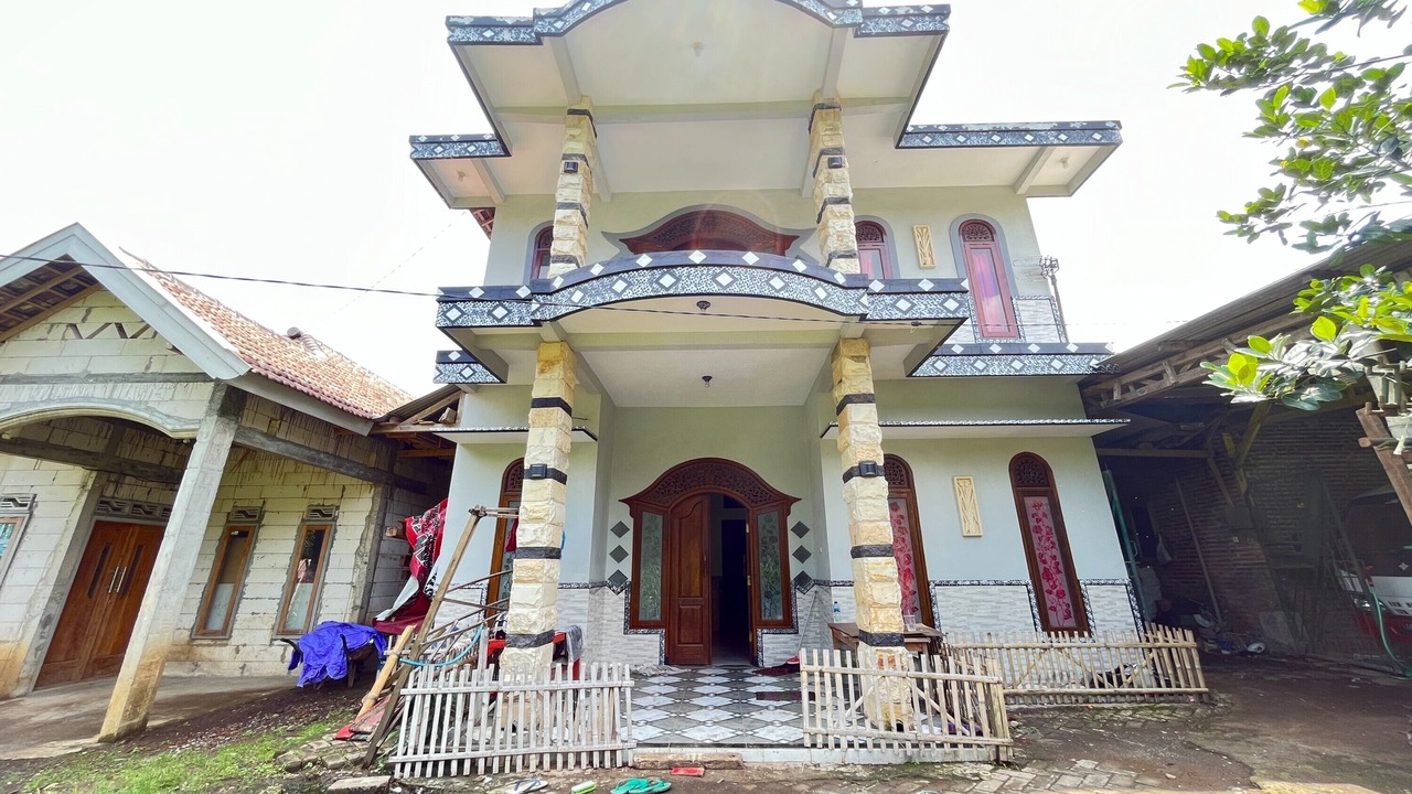 Photo of Buildings in Malang