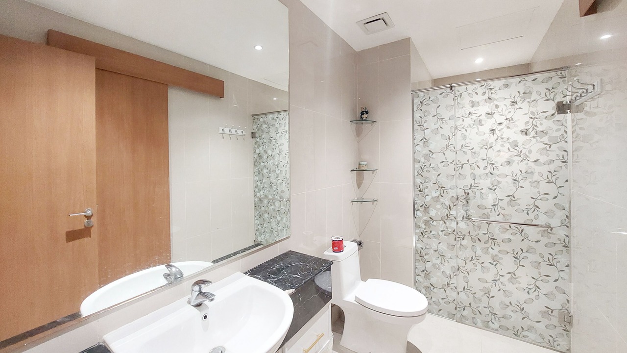 Photo of Bathroom in Kesawan