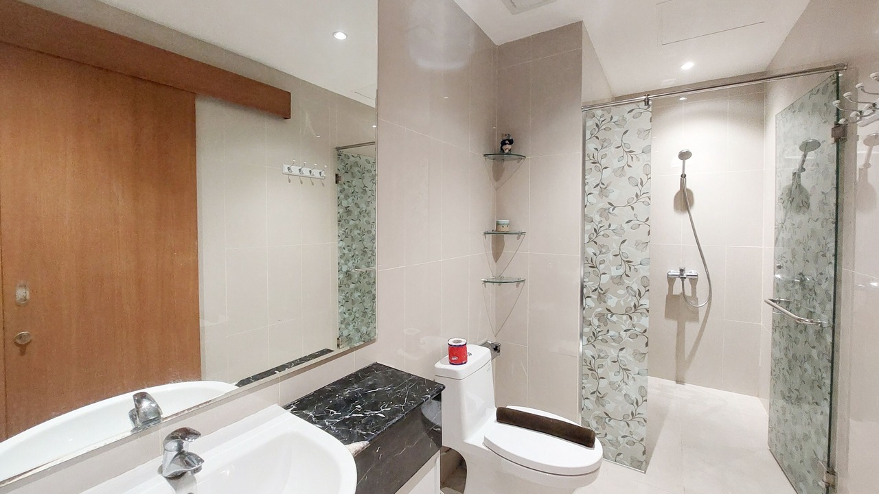 Photo of Bathroom in Kesawan