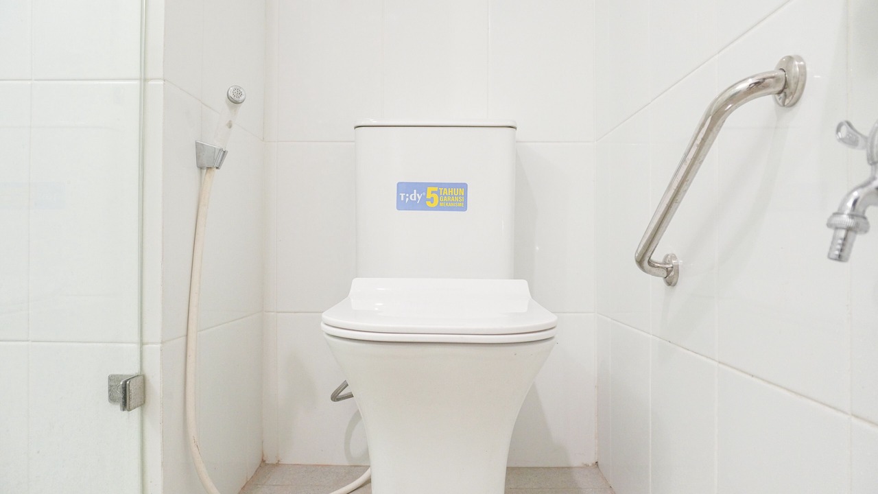 Photo of Bathroom in Petamburan