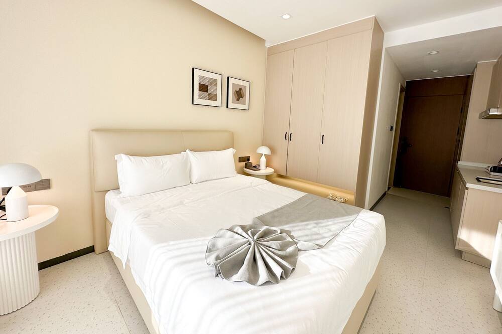 Photo of Bedroom in Prey Nob