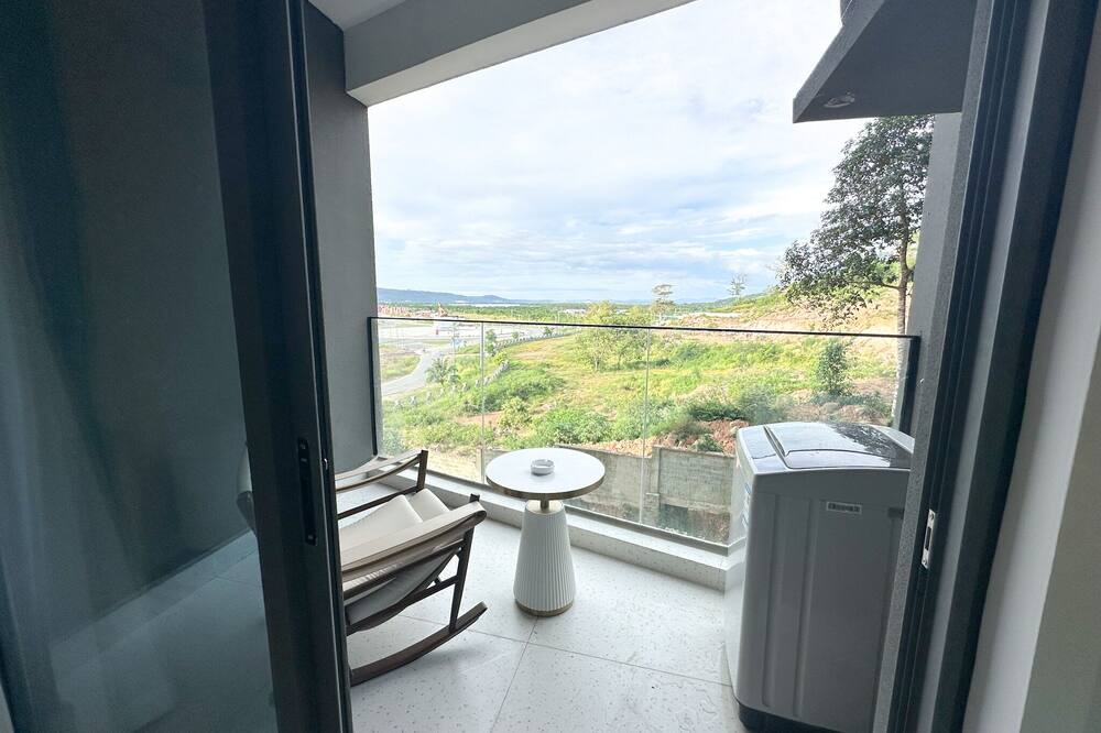 Photo of Patio Balcony in Prey Nob