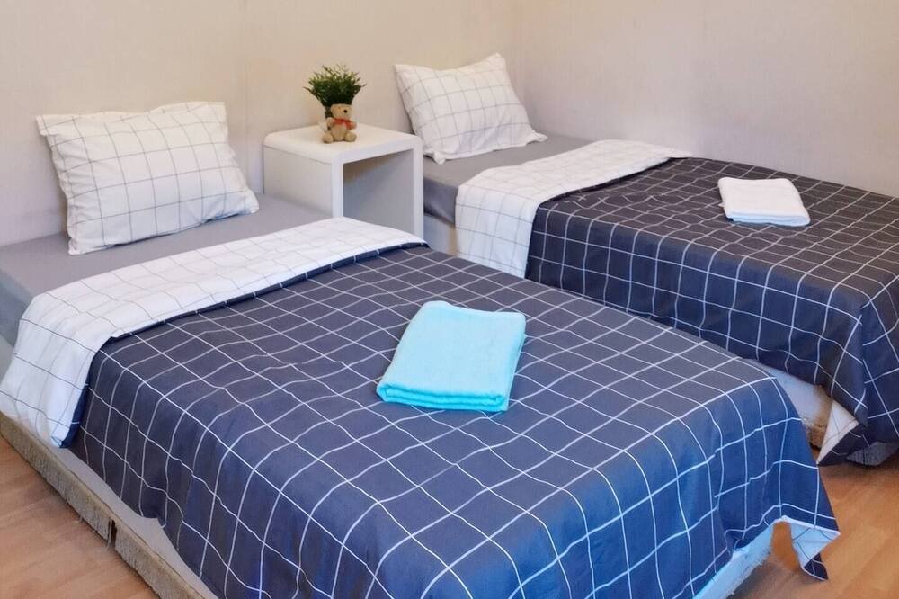 Photo of Bedroom in Taman Mount Austin