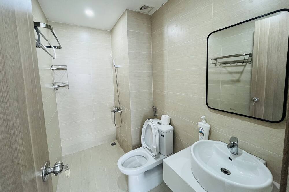Photo of Bathroom in Hue
