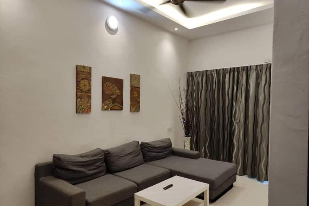Photo of Livingroom in Tanjung Rambutan