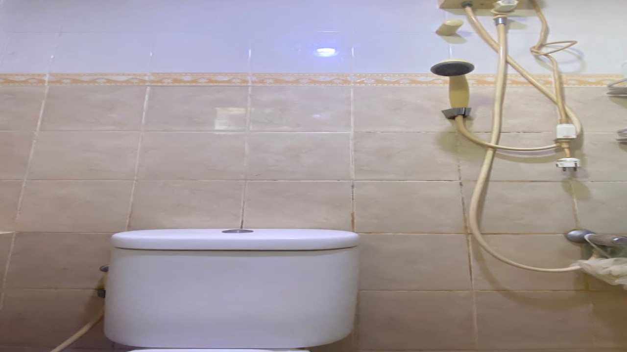 Photo of Bathroom in Gambir