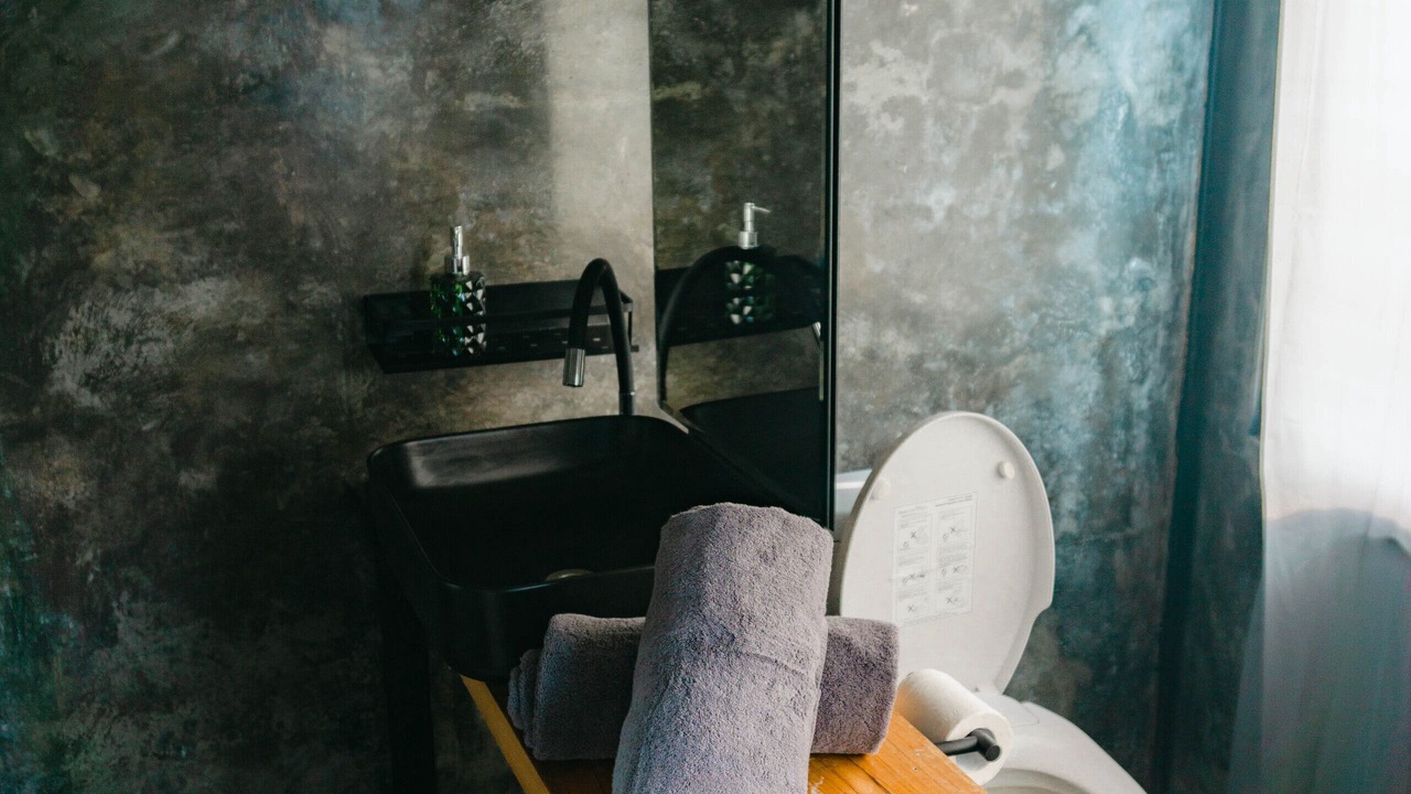 Photo of Bathroom in Banyuasri