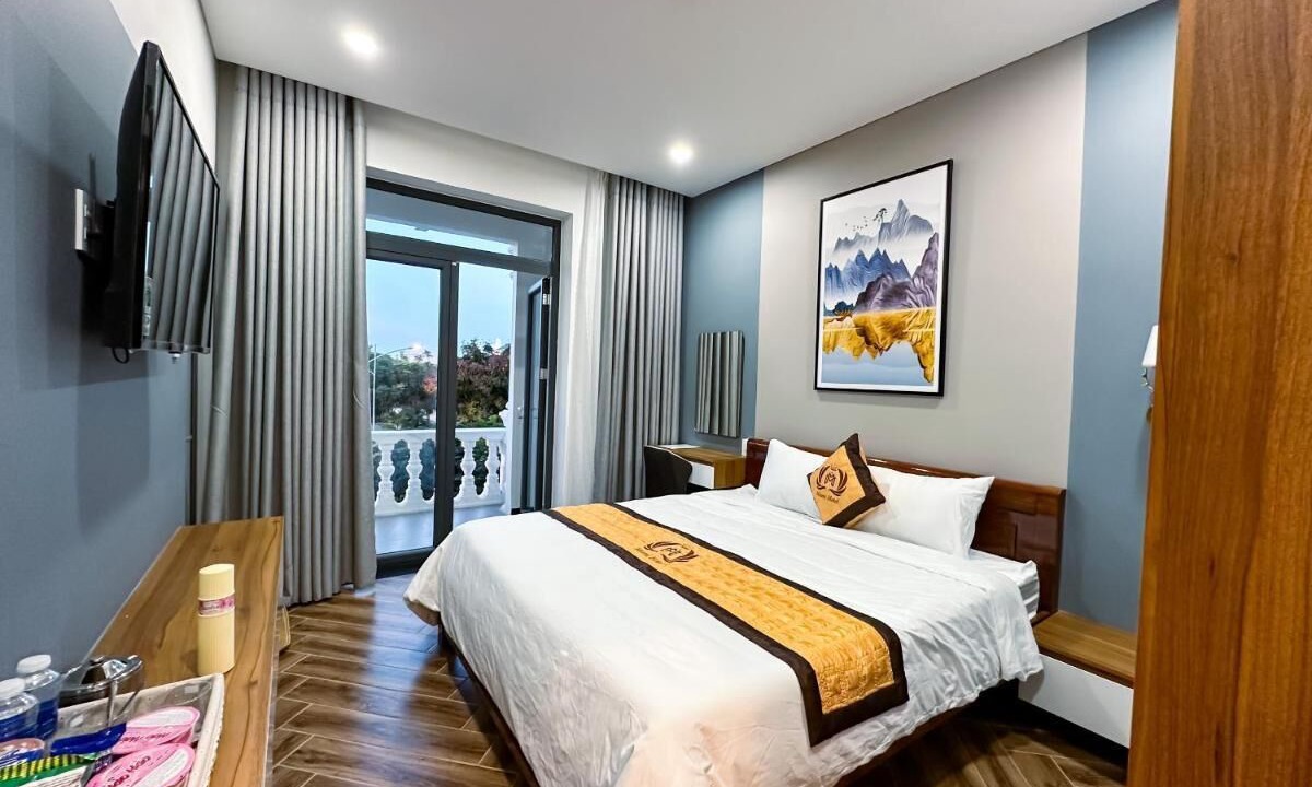 Photo of Bedroom in Uong Bi