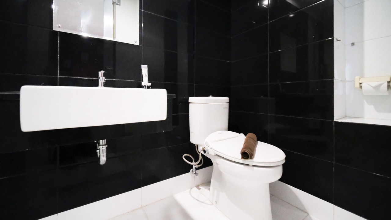 Photo of Bathroom in Siwalankerto