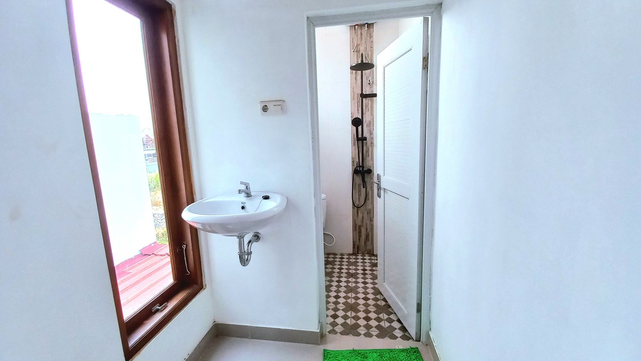 Photo of Bathroom in Prambanan