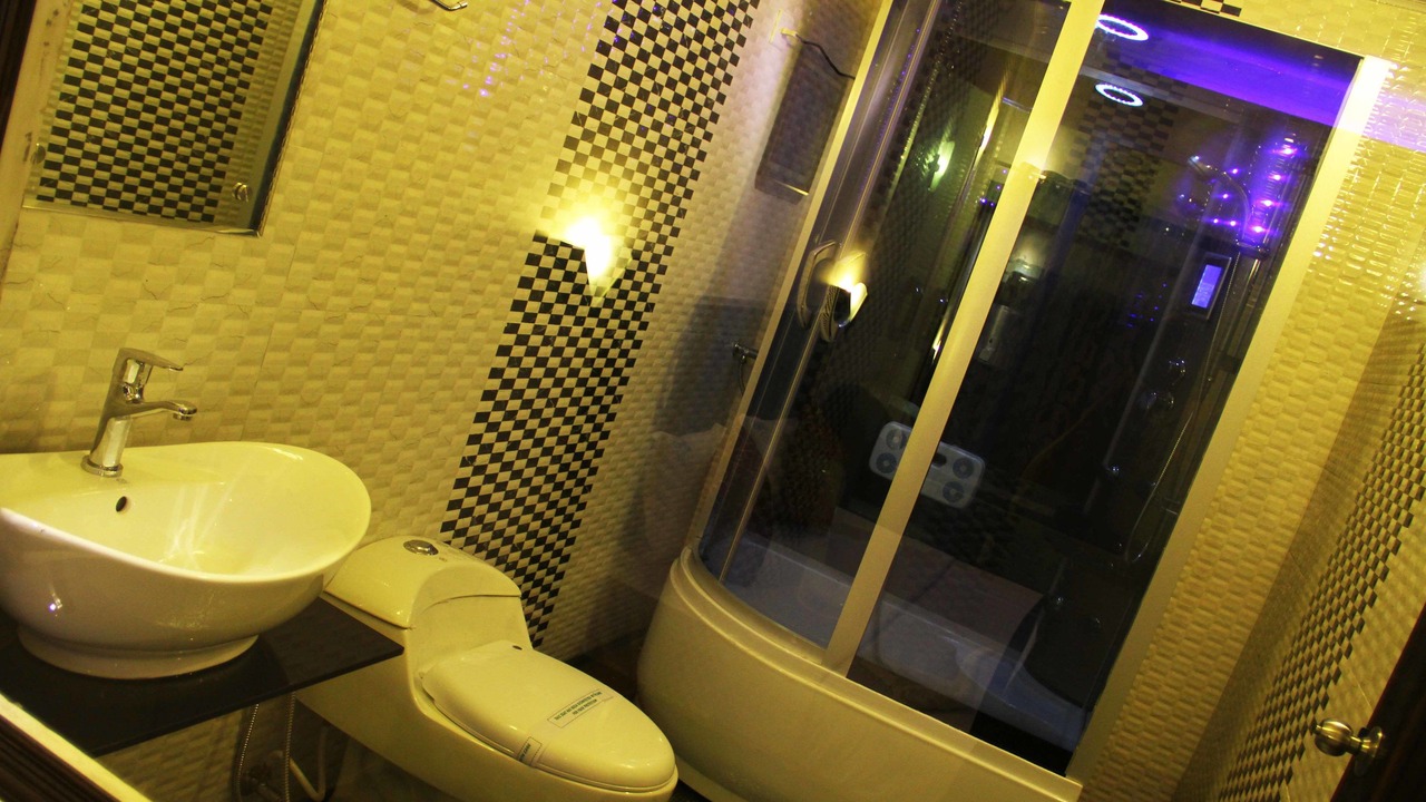 Photo of Bathroom in Chithirapuram