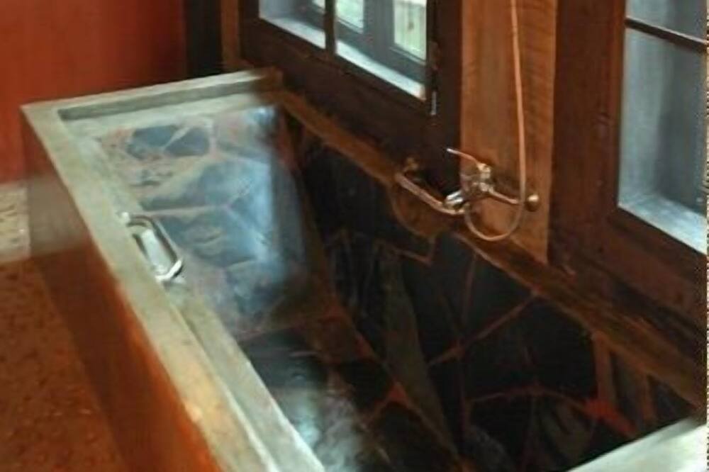 Photo of Bathroom in Mae On