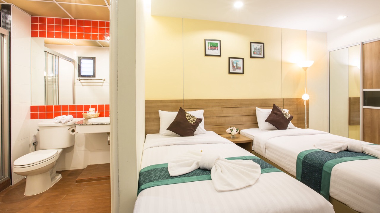 Photo of Bedroom in Khanna Yao