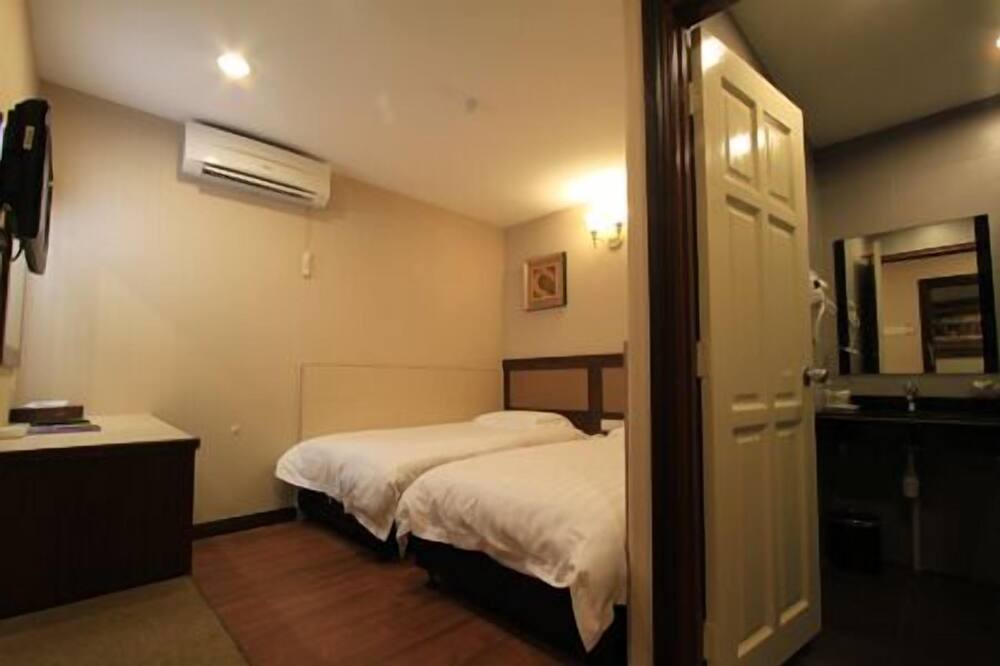 Photo of Bedroom in Kampung Ladang Tok Pelam