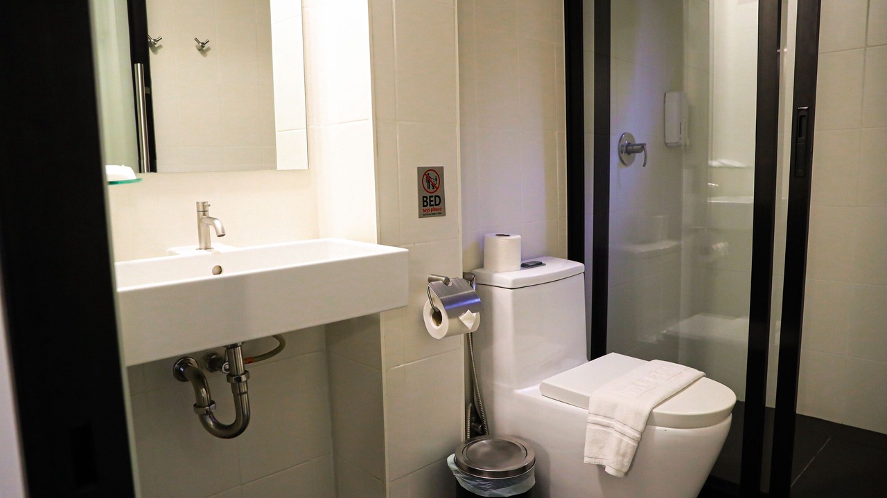 Photo of Bathroom in Old City