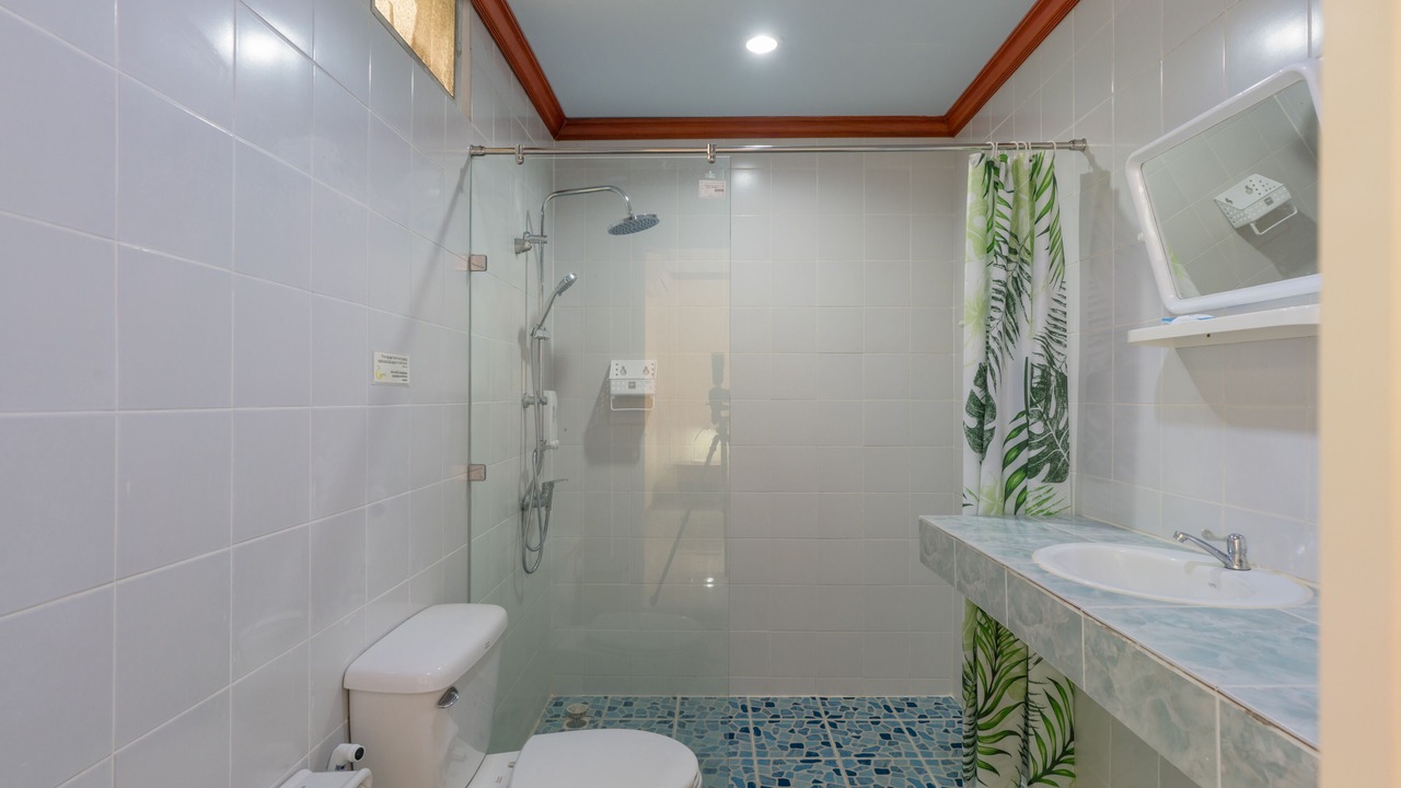 Photo of Bathroom in Nanai Road