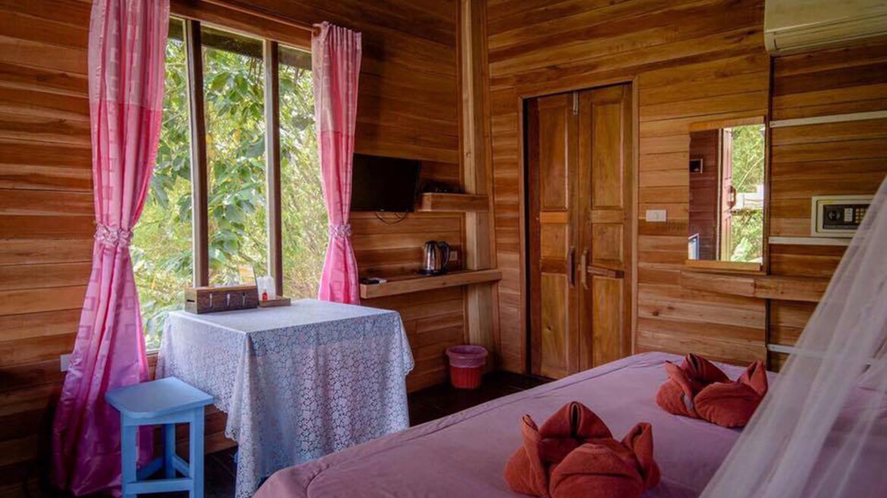 Photo of Bedroom in Chumphon