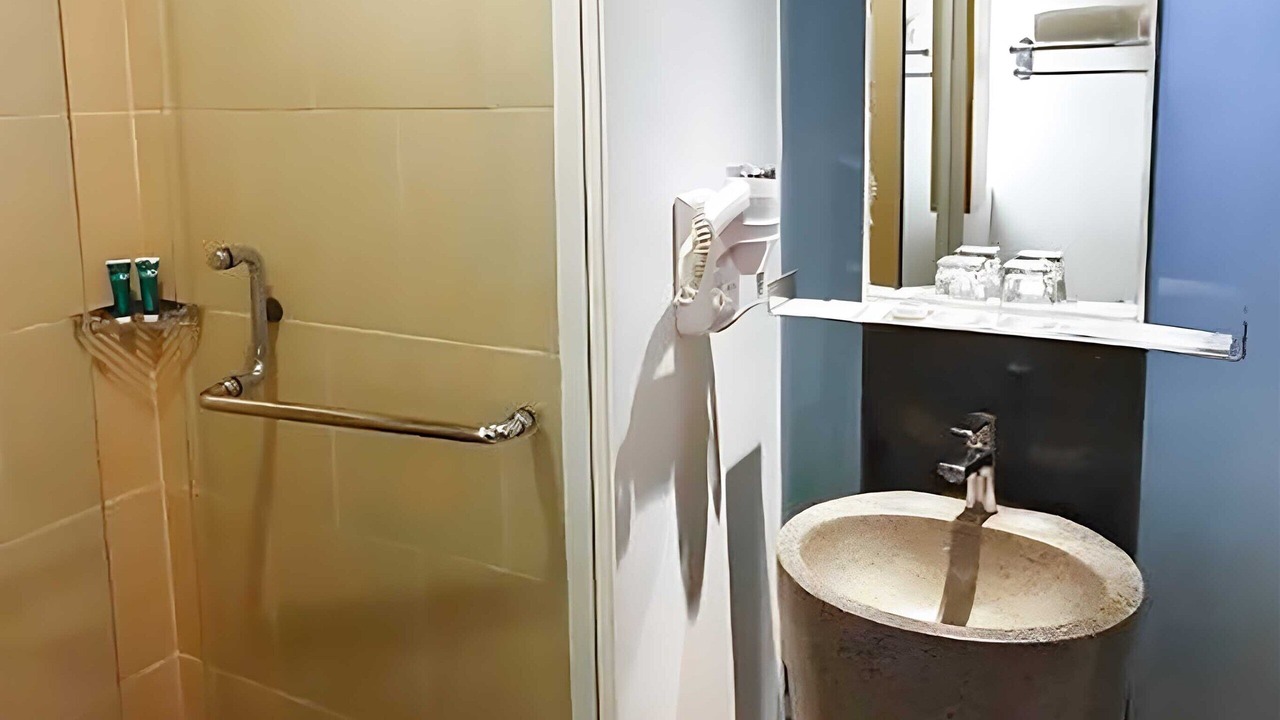 Photo of Bathroom in Bogor Tengah