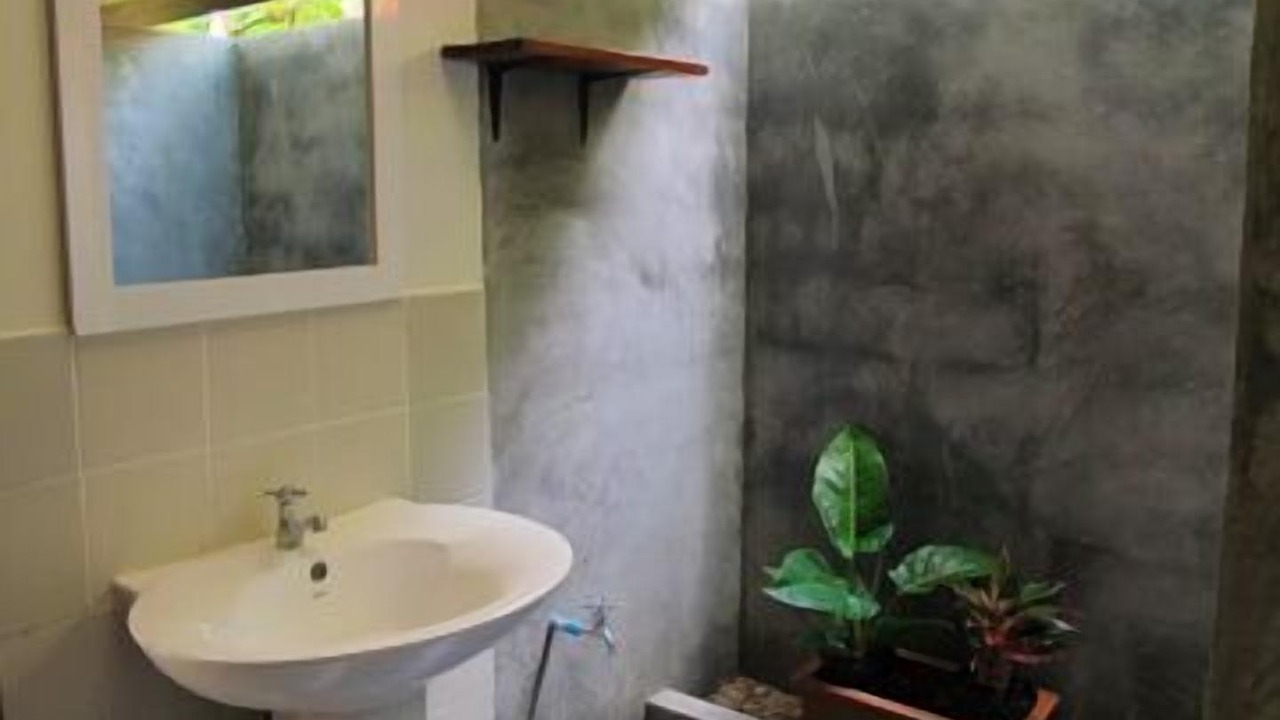 Photo of Bathroom in Nuea Khlong