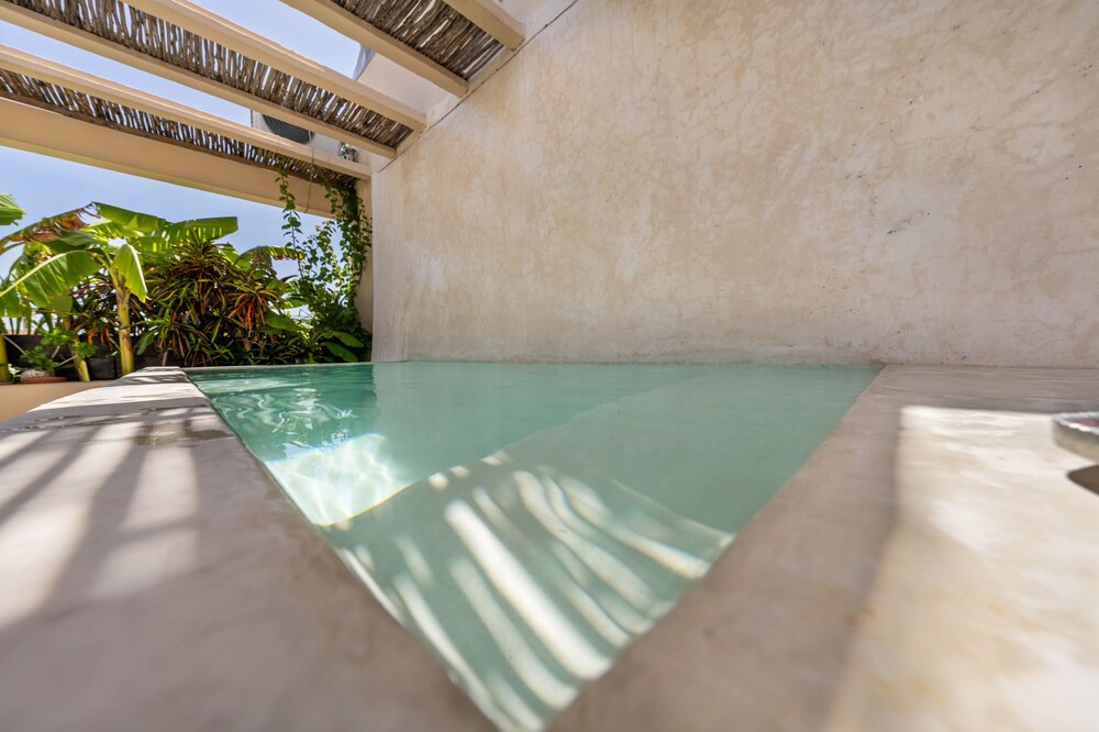 Photo of Outdoor in Centro - Supmza 001