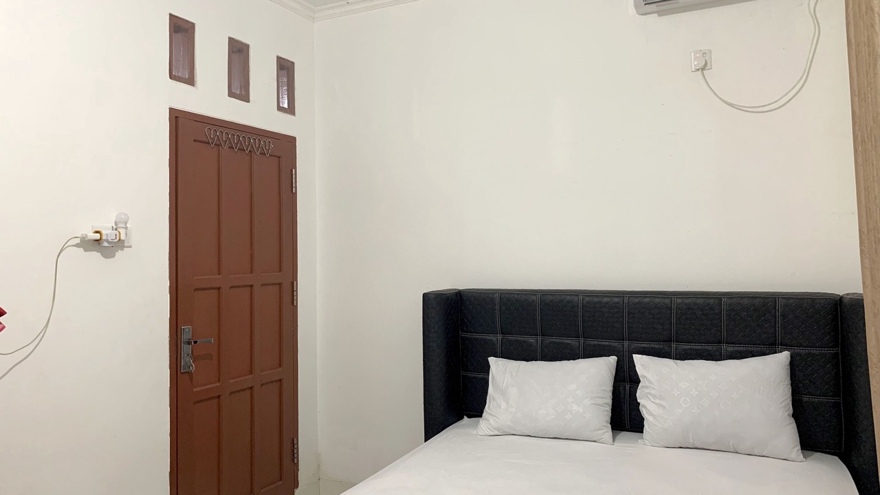 Photo of Bedroom in Borneo
