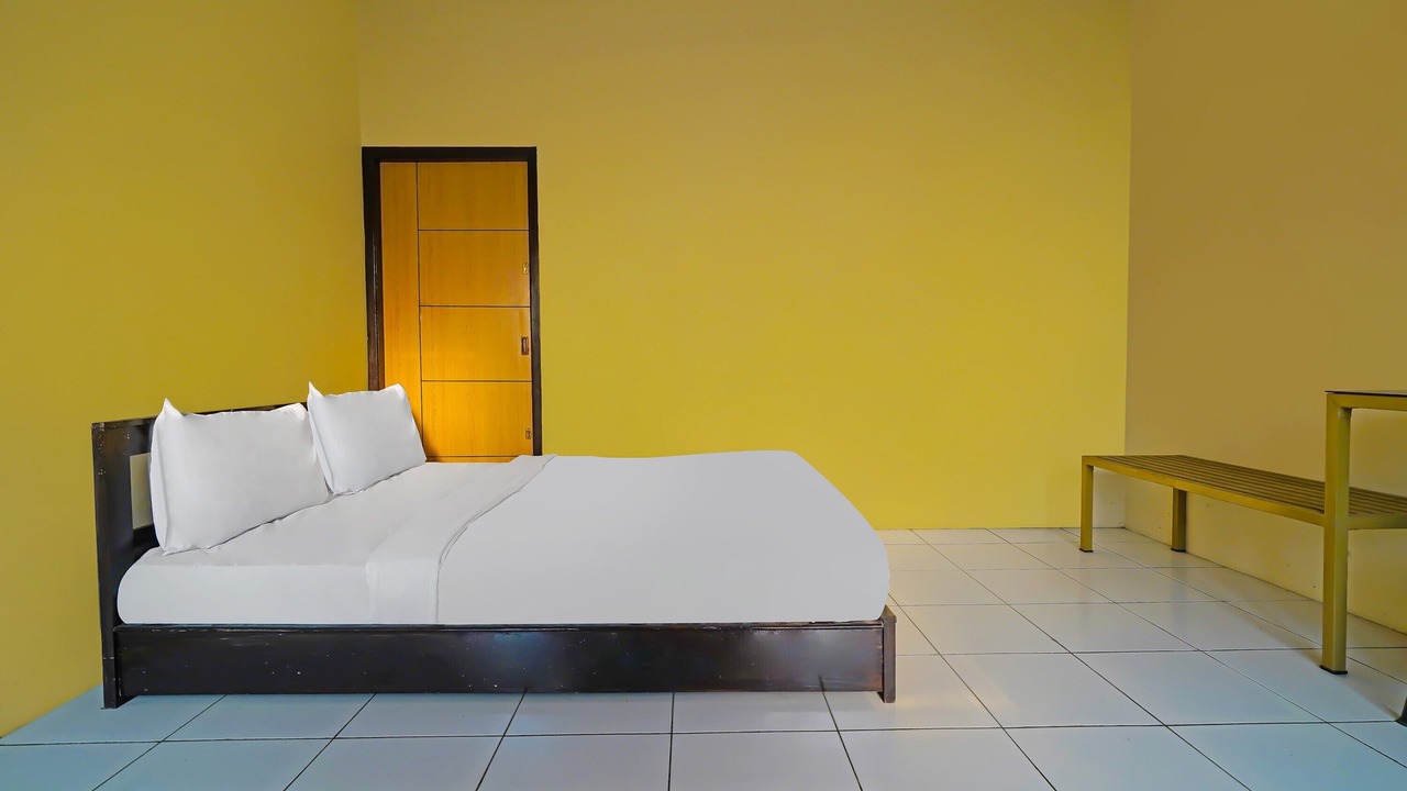 Photo of Bedroom in Beber