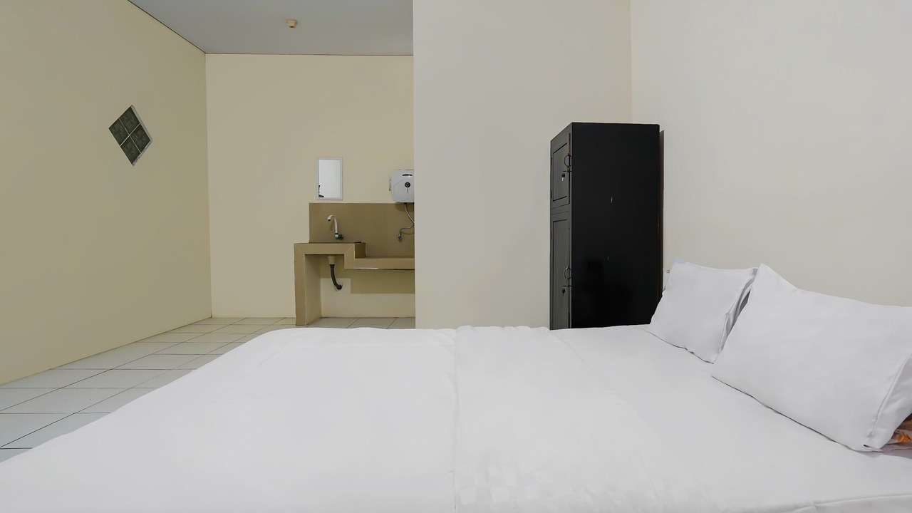 Photo of Bedroom in Beber