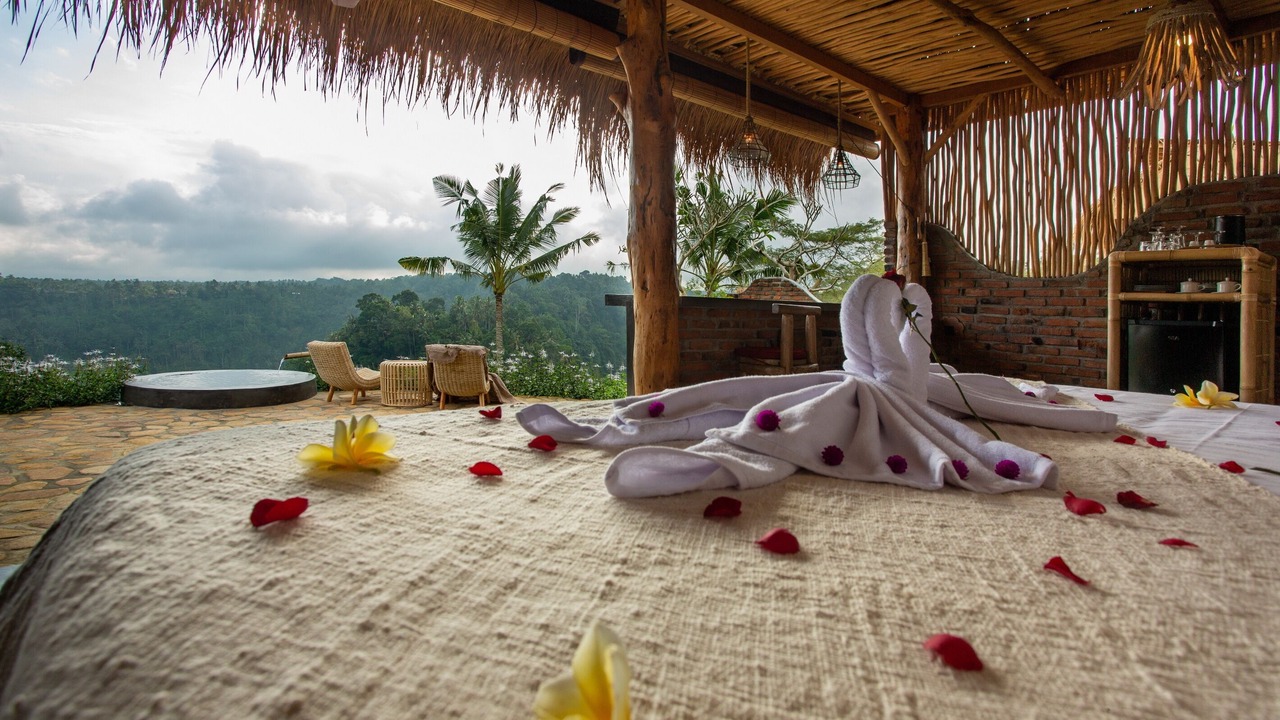 Photo of Outdoor in Selat