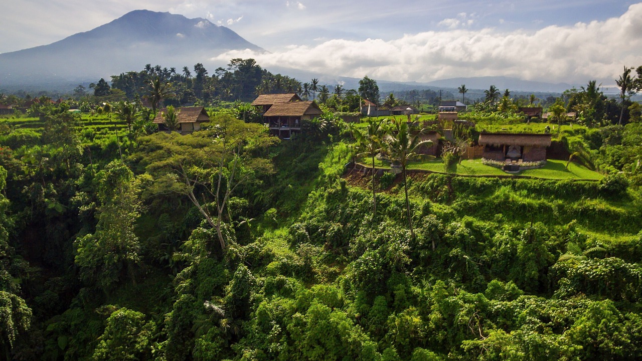 Photo of Outdoor in Selat