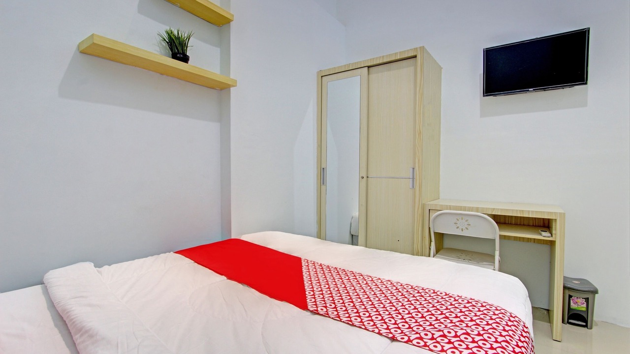 Photo of Bedroom in West Semarang