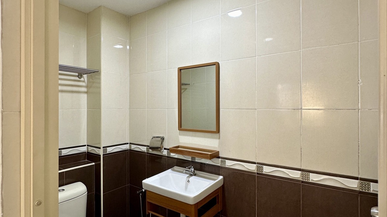 Photo of Bathroom in Imbi