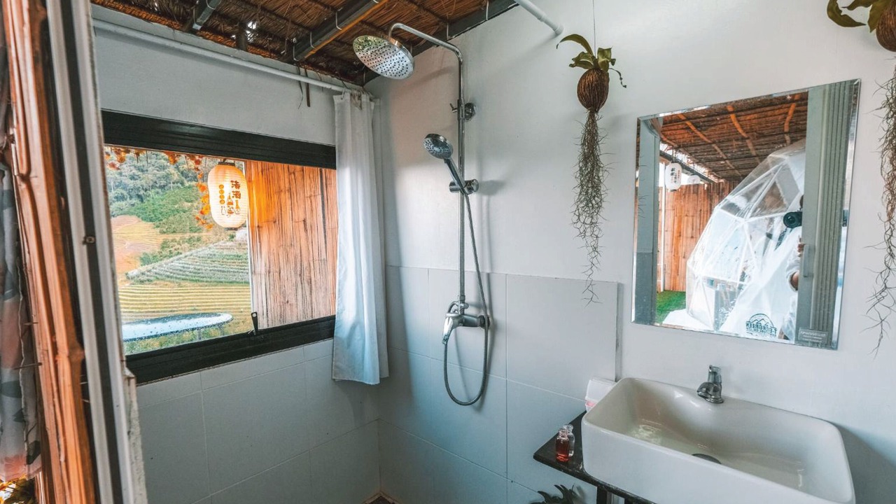 Photo of Bathroom in Mae Rim