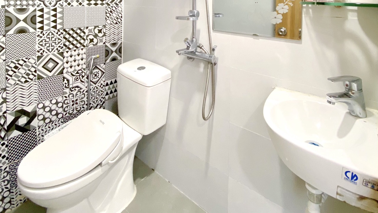 Photo of Bathroom in Ngu Hanh Son