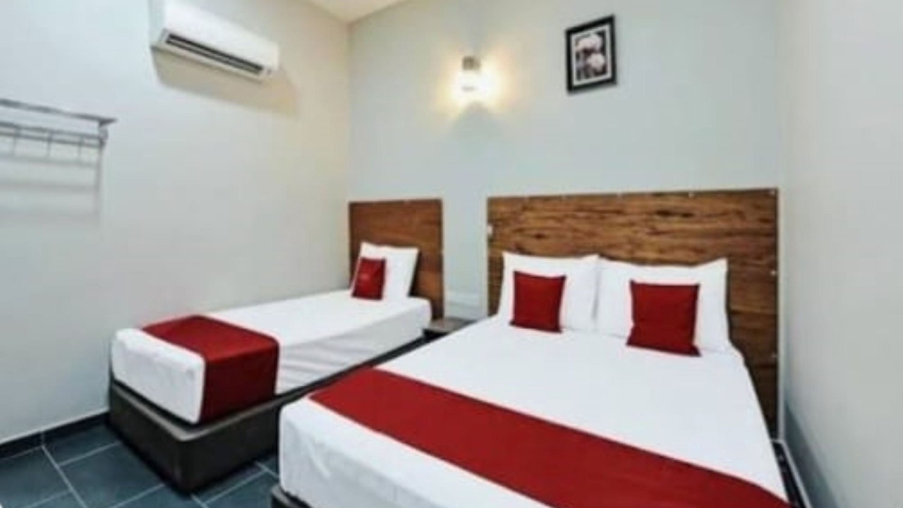 Photo of Bedroom in Taman Desa Cemerlang