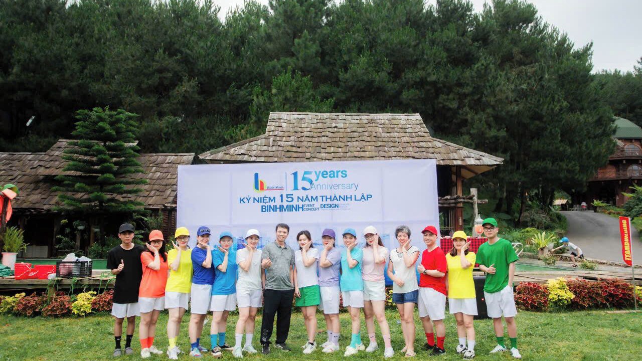 Photo of Others in Van Ho