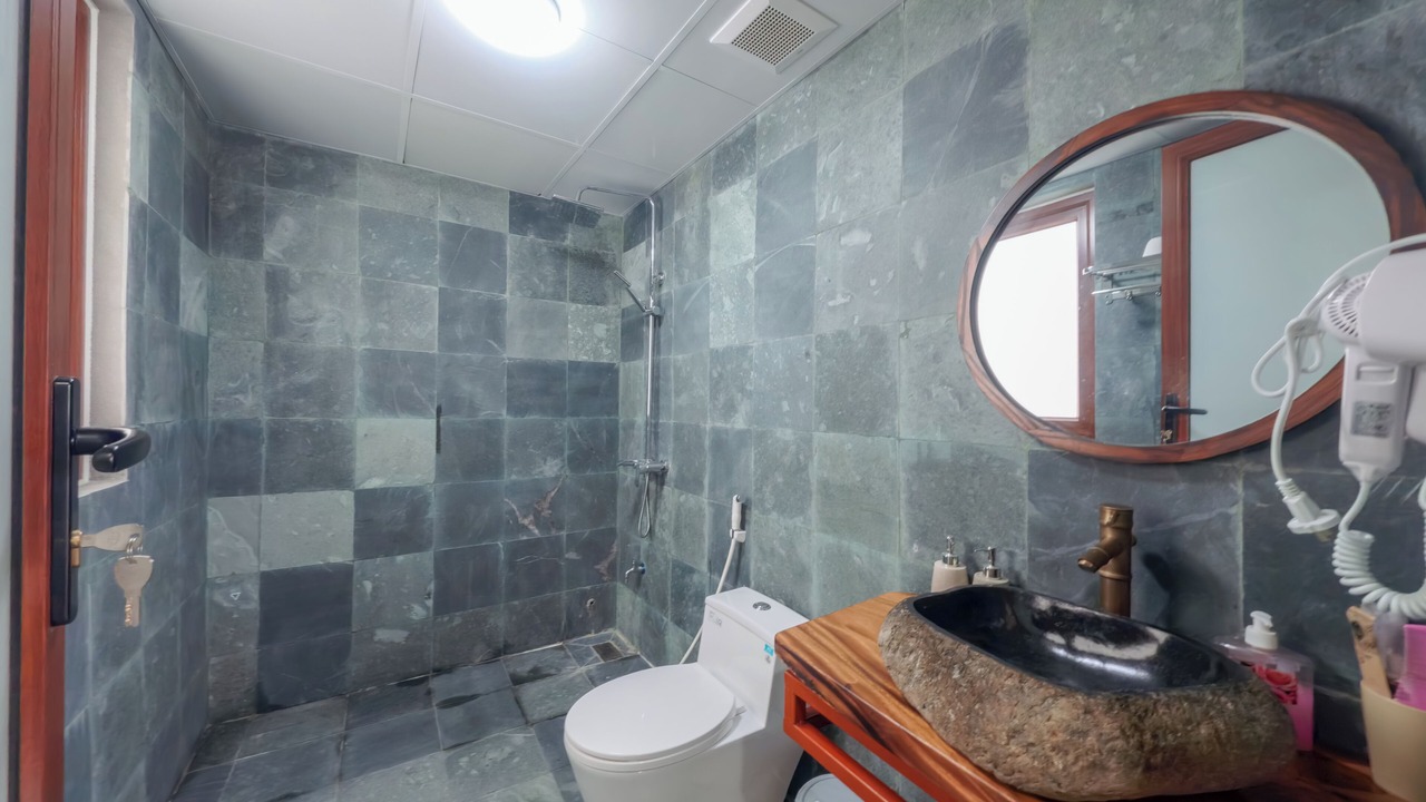 Photo of Bathroom in Hoa Lu