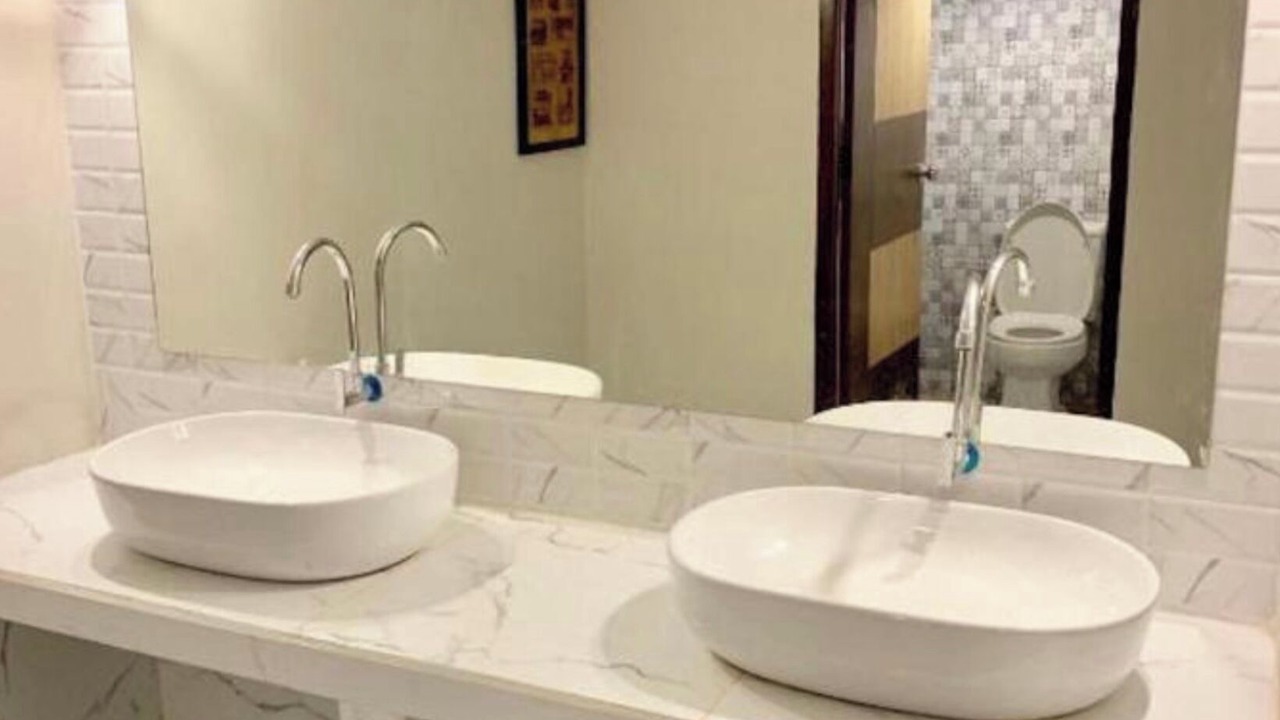 Photo of Bathroom in Pakse