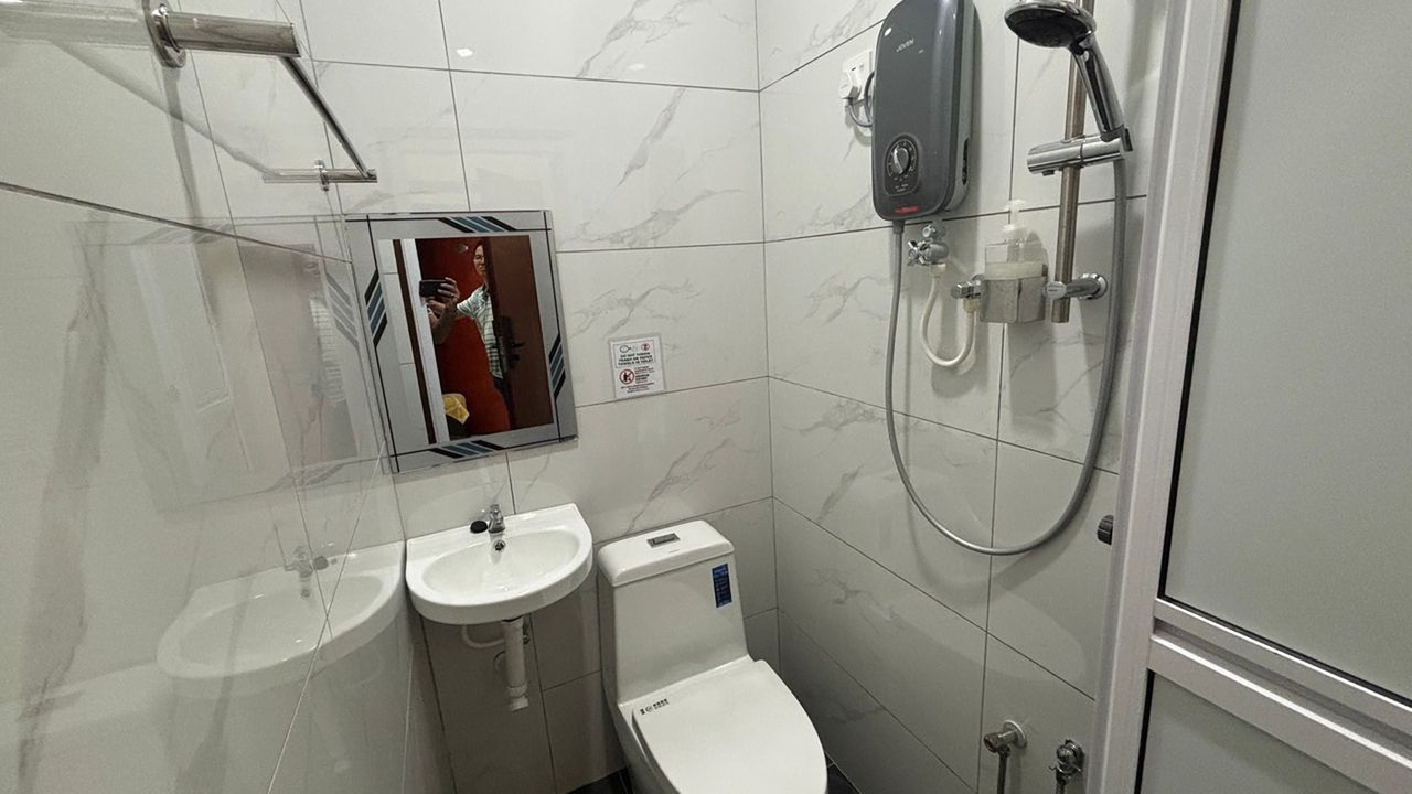 Photo of Bathroom in Central Seberang Perai