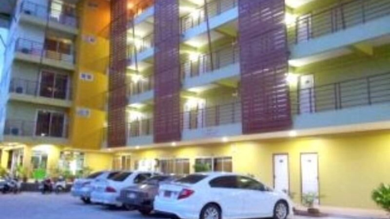 Photo of Buildings in Nakhon Pathom