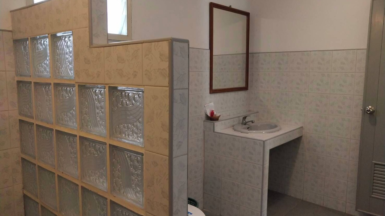 Photo of Bathroom in Sam Roi Yot