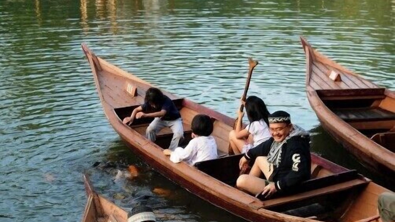 Photo of Others in Samarang
