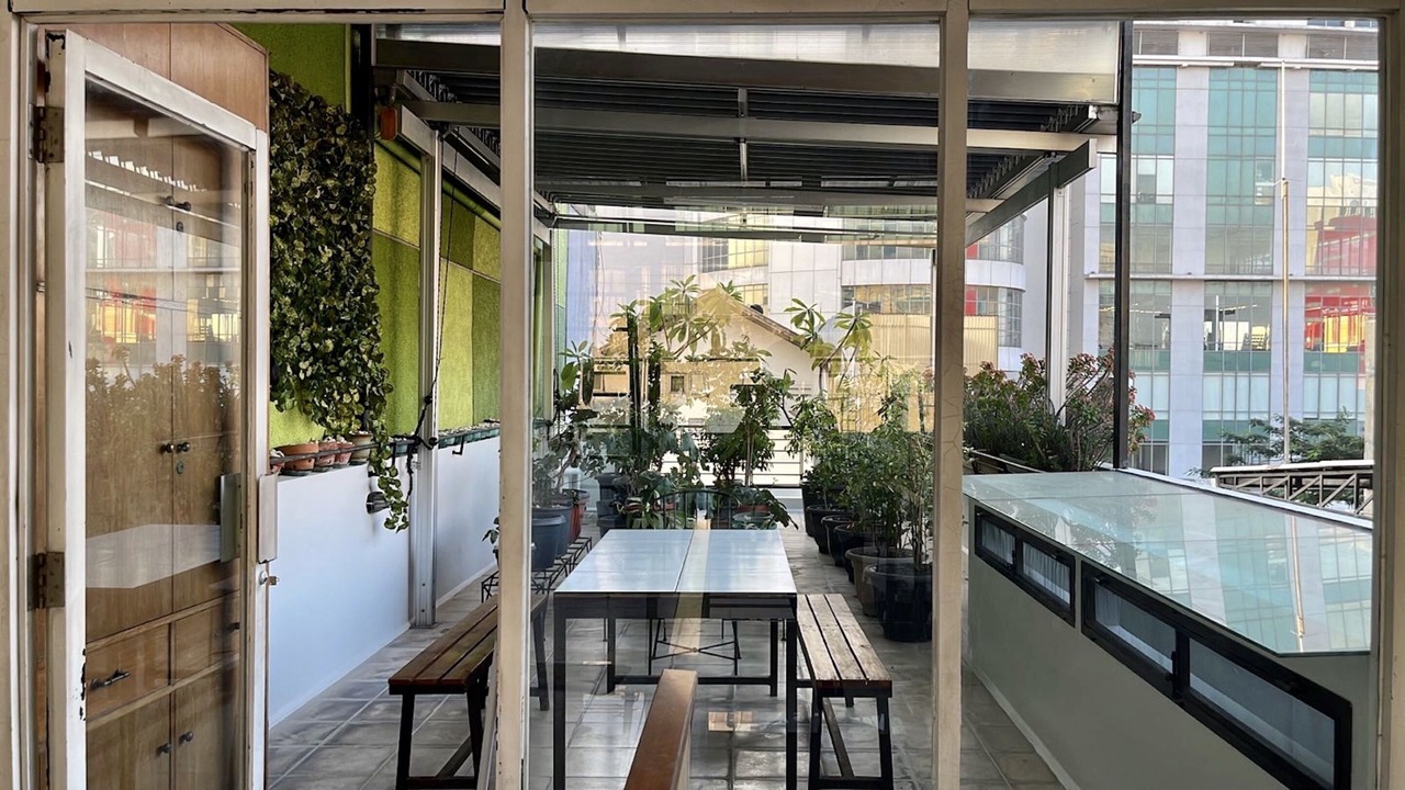 Photo of Patio Balcony in Chinatown